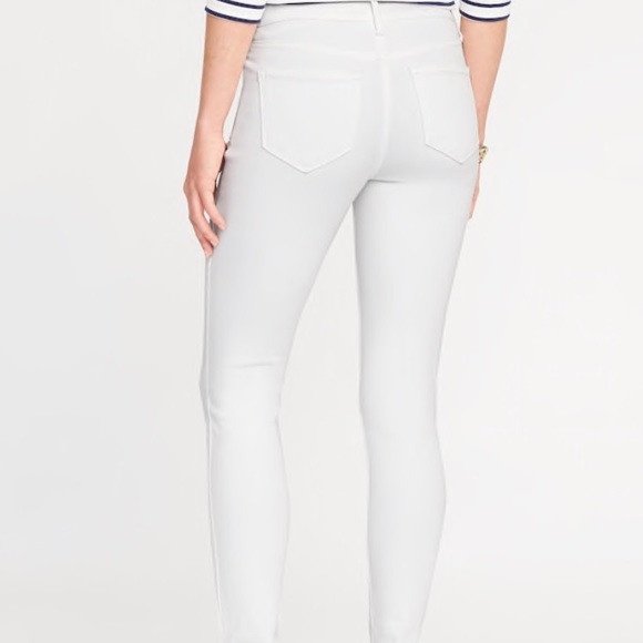 Old Navy Rockstar jeans - Picture 2 of 3